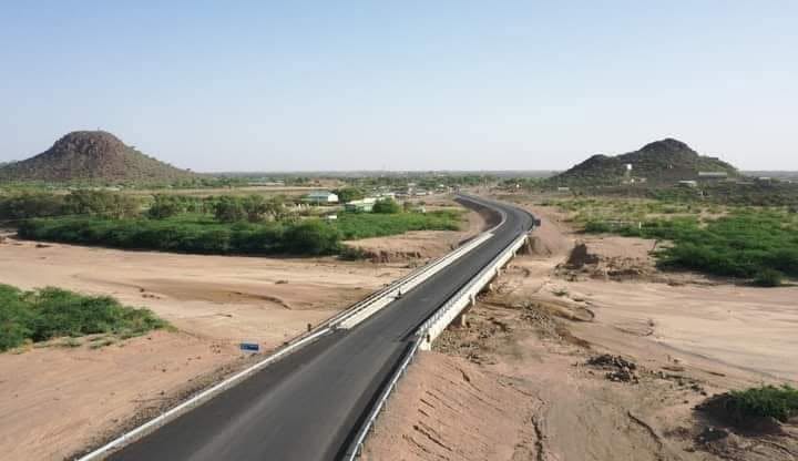 PLOTS ALONG MOMBASA ROAD BETWEEN KYUMBI MAKUTANO JUNCTION AND KONZA
